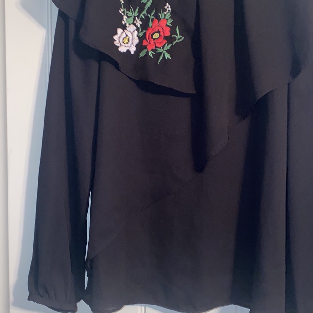 Zara Ruffle Blouse - Picture 3 of 7